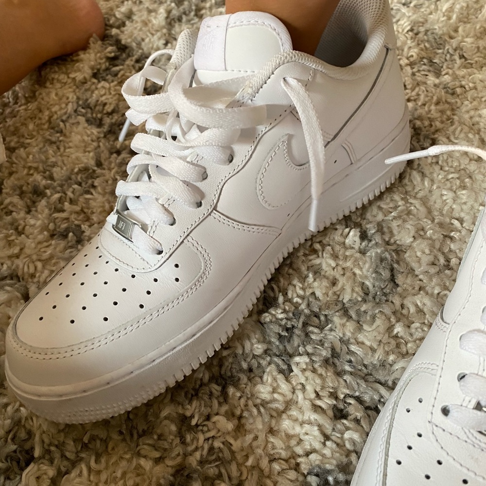 AF1 - Picture 7 of 9